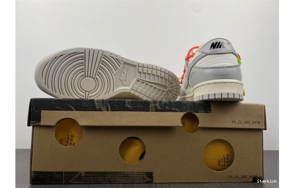 Nike 6 Dunk Low O-W Lot DM1602-110 0329